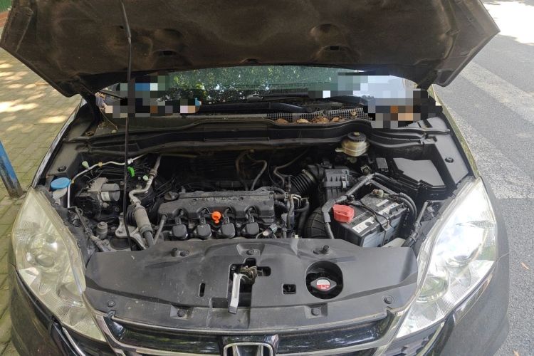 Used Honda CR-V 2010 2.0L Automatic Four-Wheel Drive Classic Edition Engine Bay