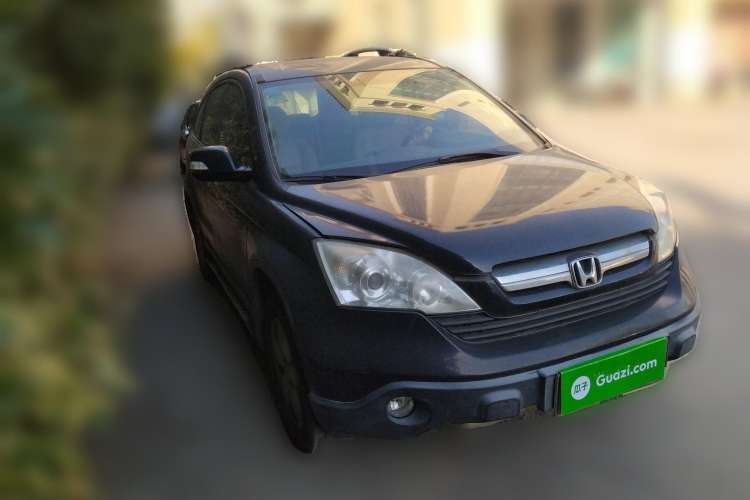Used Honda CR-V 2010 2.0L manual two-wheel drive urban version Front Right 45 Deg