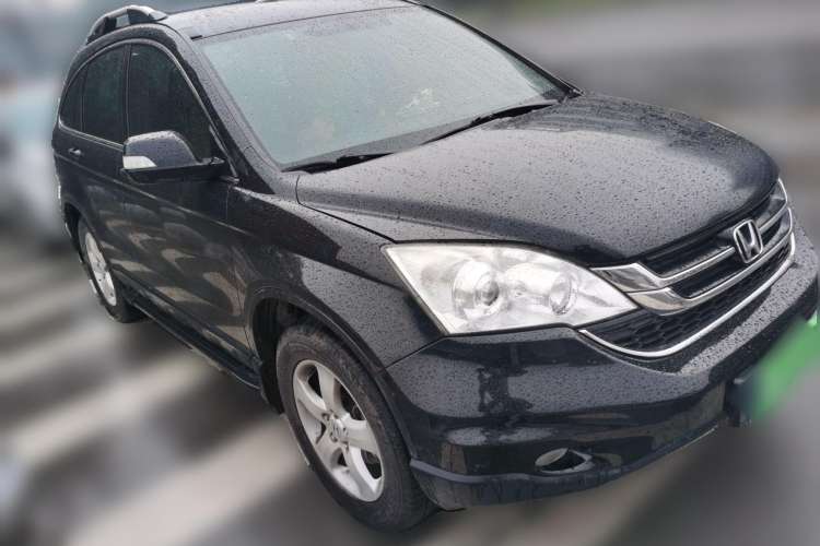 Used Honda CR-V 2010 2.0L manual two-wheel drive urban version Front Right 45 Deg