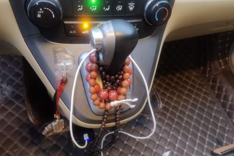 Used Honda CR-V 2010 2.0L Automatic Four-Wheel Drive Classic Edition Gear Lever