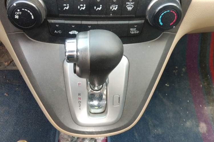 Used Honda CR-V 2010 2.0L Automatic Four-Wheel Drive Classic Edition Gear Lever