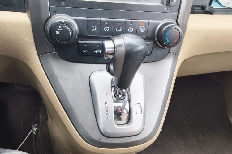 Used Honda CR-V 2010 2.0L Automatic Four-Wheel Drive Classic Edition Gear Lever