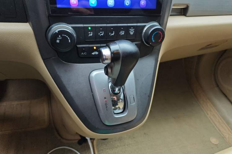 Used Honda CR-V 2010 2.0L Automatic Four-Wheel Drive Classic Edition Gear Lever