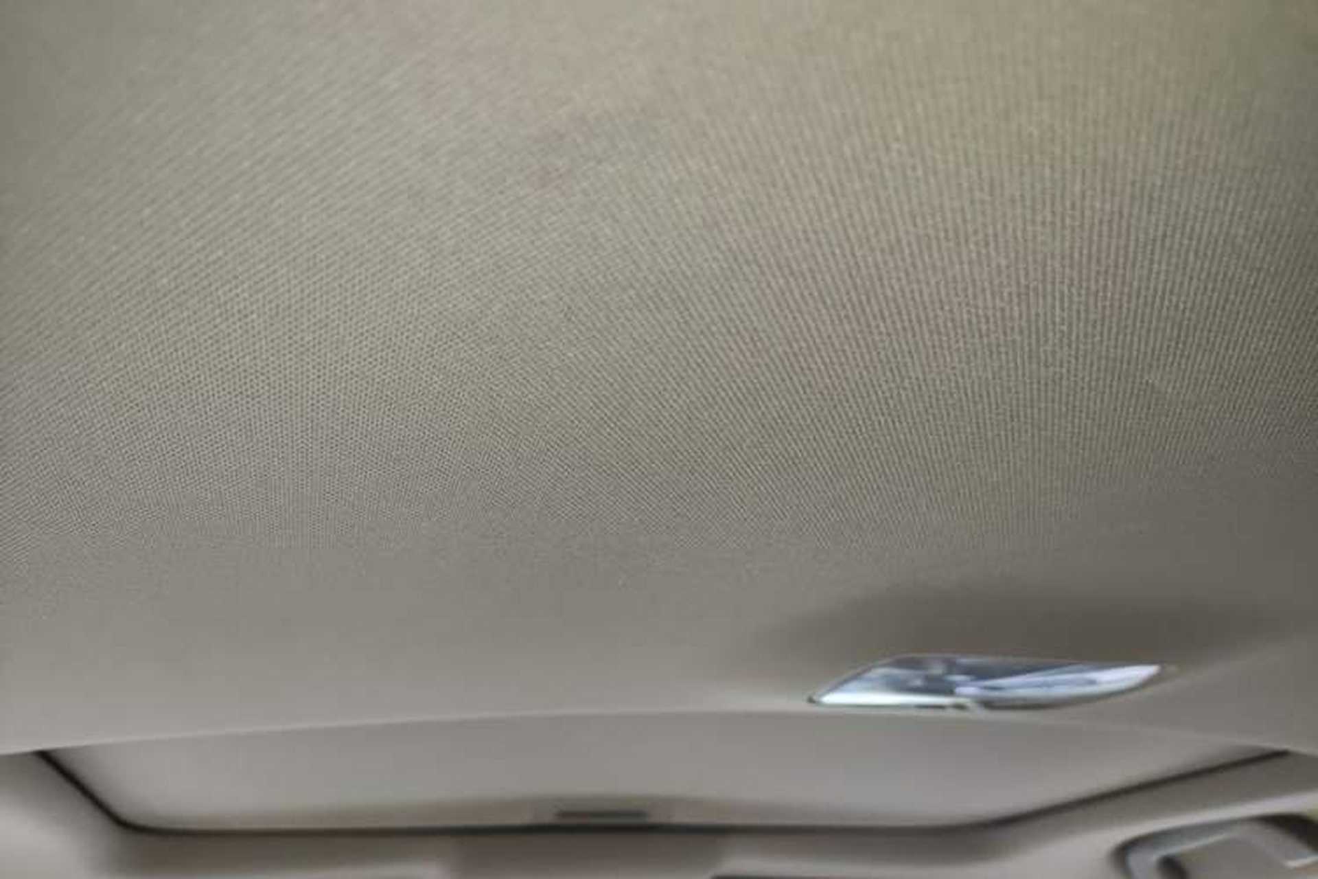 Used Honda CR-V 2010 2.4L automatic four-wheel drive luxury version Headliner