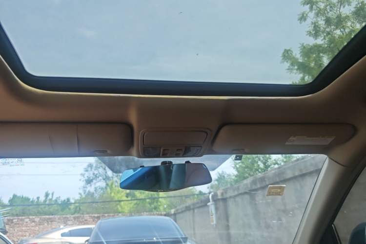 Used Honda CR-V 2010 2.4L automatic four-wheel drive luxury version Headliner
