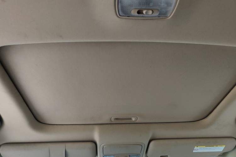 Used Honda CR-V 2010 2.4L automatic four-wheel drive luxury version Headliner