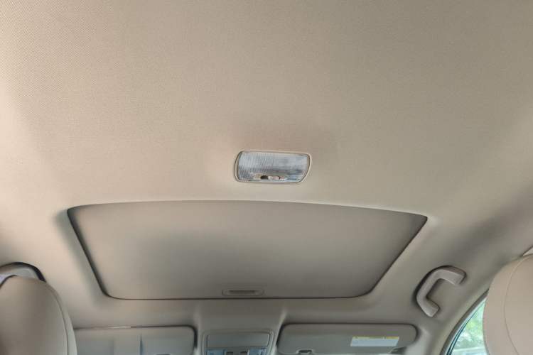 Used Honda CR-V 2010 2.4L automatic four-wheel drive luxury version Headliner
