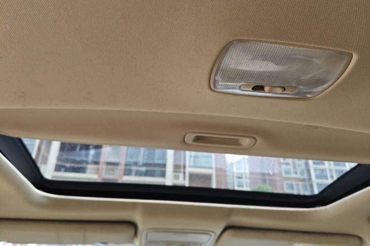 Used Honda CR-V 2010 2.0L Automatic Four-Wheel Drive Classic Edition Headliner