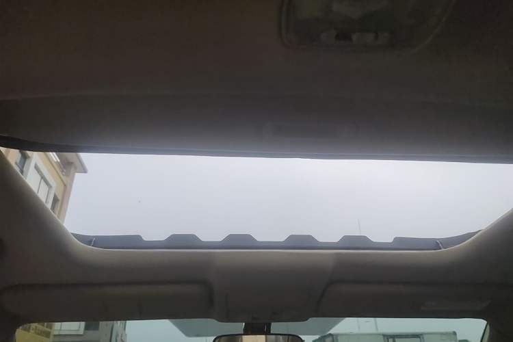 Used Honda CR-V 2010 2.4L automatic four-wheel drive luxury version Headliner