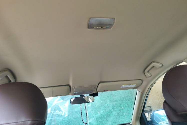 Used Honda CR-V 2010 2.0L automatic two-wheel drive urban version Headliner