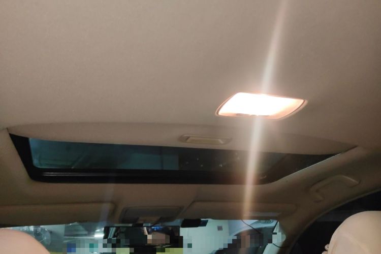 Used Honda CR-V 2010 2.4L Automatic Four-Wheel Drive Prestige Edition Headliner