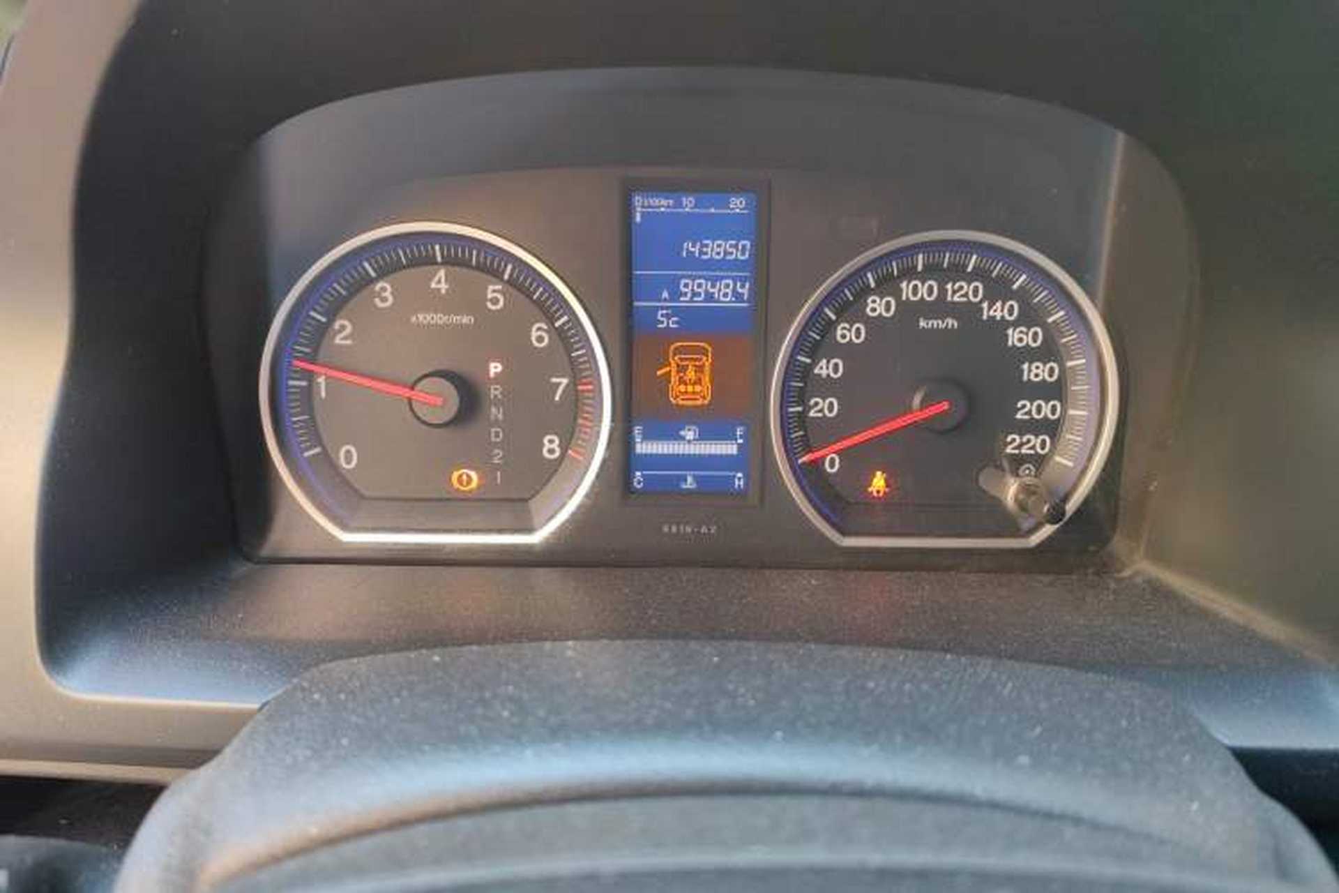 Used Honda CR-V 2010 2.0L automatic two-wheel drive urban version Instrument Cluster