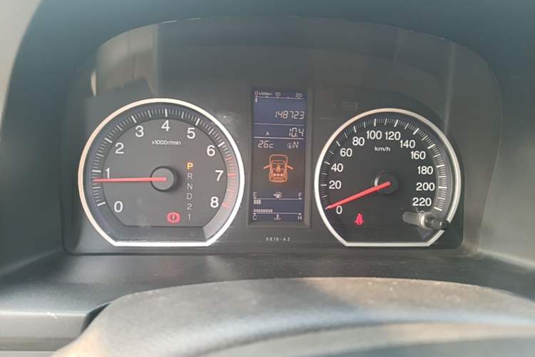 Used Honda CR-V 2010 2.4L automatic four-wheel drive luxury version Instrument Cluster