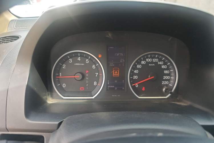 Used Honda CR-V 2010 2.4L automatic four-wheel drive luxury version Instrument Cluster