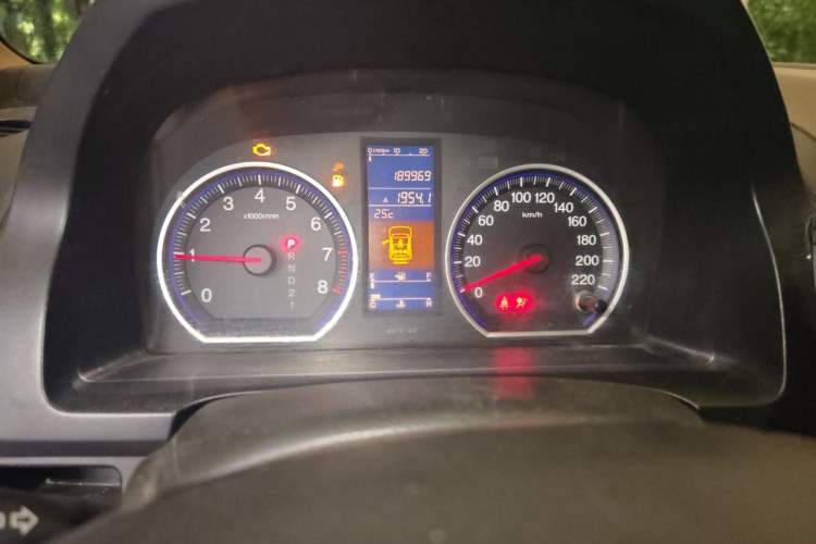 Used Honda CR-V 2010 2.0L automatic two-wheel drive urban version Instrument Cluster
