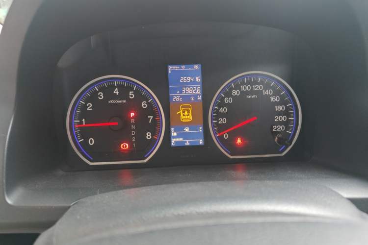 Used Honda CR-V 2010 2.4L automatic four-wheel drive luxury version Instrument Cluster