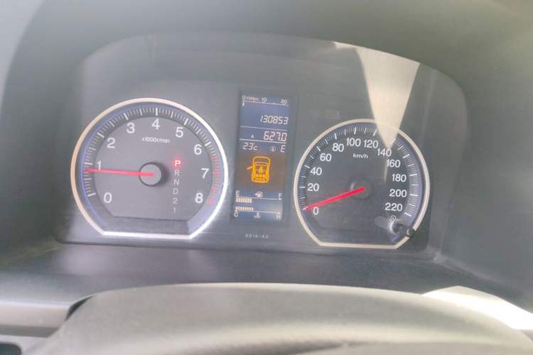 Used Honda CR-V 2010 2.4L automatic four-wheel drive luxury version Instrument Cluster