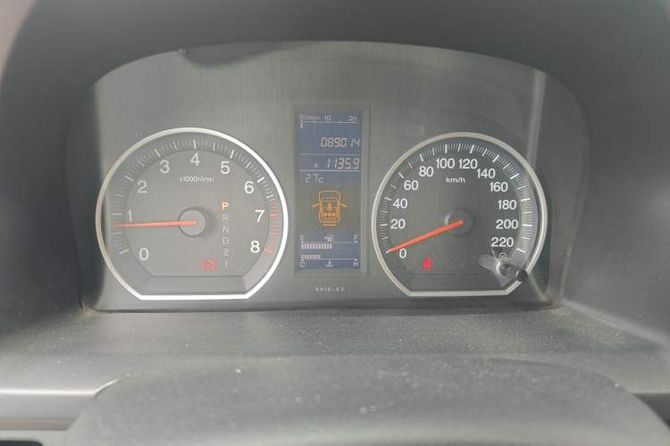 Used Honda CR-V 2010 2.0L automatic two-wheel drive urban version Instrument Cluster