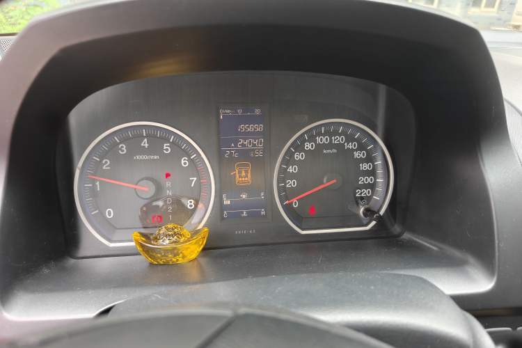 Used Honda CR-V 2010 2.4L automatic four-wheel drive luxury version Instrument Cluster