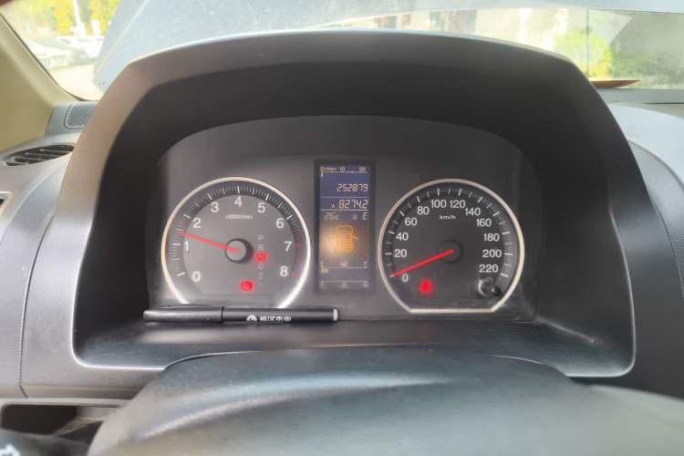 Used Honda CR-V 2010 2.4L automatic four-wheel drive luxury version Instrument Cluster