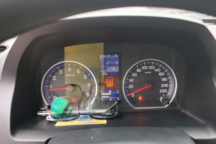 Used Honda CR-V 2010 2.0L manual two-wheel drive urban version Instrument Cluster