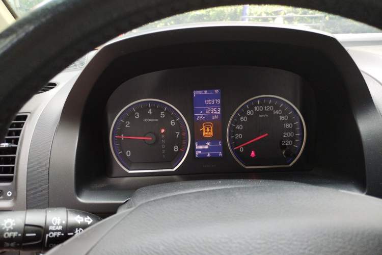 Used Honda CR-V 2010 2.4L automatic four-wheel drive luxury version Instrument Cluster