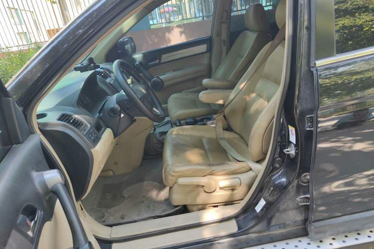 Used Honda CR-V 2010 2.0L Automatic Four-Wheel Drive Classic Edition Left Front Seat