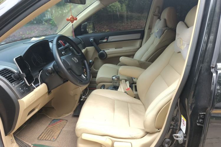 Used Honda CR-V 2010 2.0L manual two-wheel drive urban version Left Front Seat