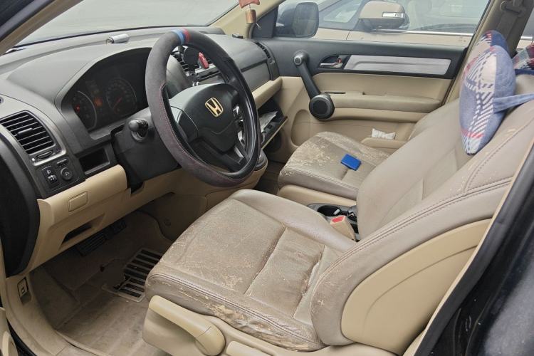 Used Honda CR-V 2010 2.0L automatic two-wheel drive urban version Left Front Seat
