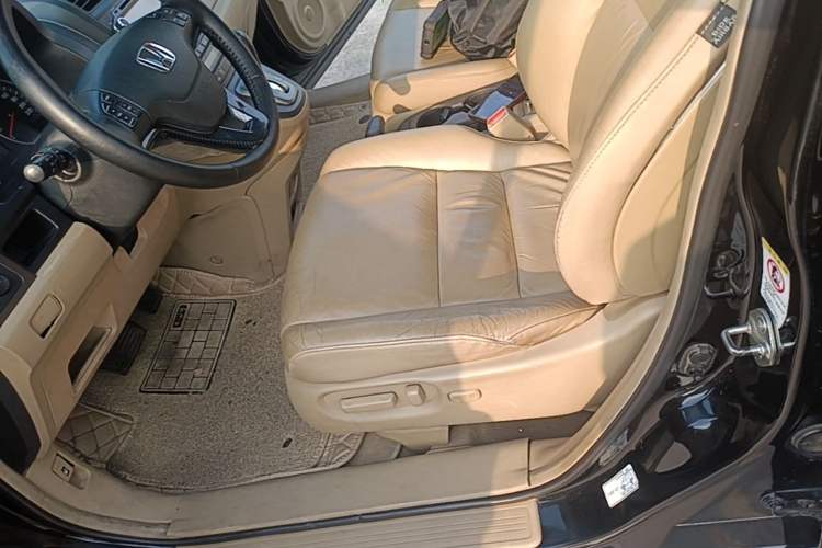 Used Honda CR-V 2010 2.4L automatic four-wheel drive luxury version Left Front Seat