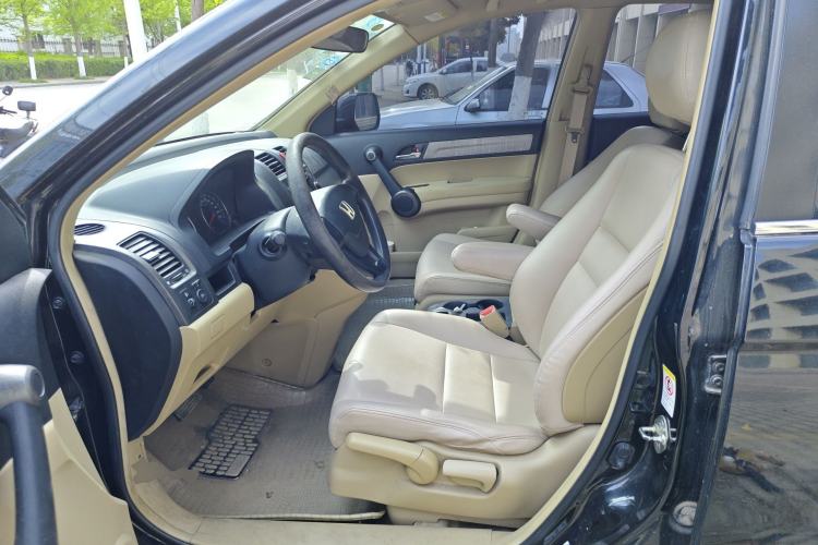 Used Honda CR-V 2010 2.0L automatic two-wheel drive urban version Left Front Seat