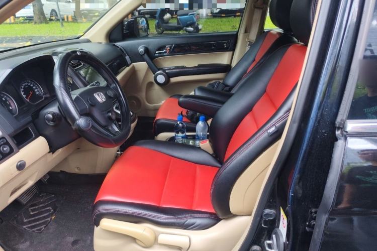 Used Honda CR-V 2010 2.0L automatic two-wheel drive urban version Left Front Seat