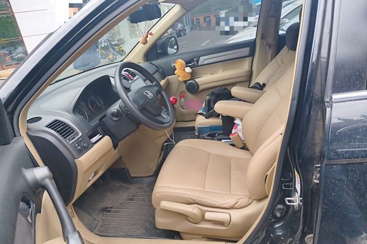 Used Honda CR-V 2010 2.0L manual two-wheel drive urban version Left Front Seat