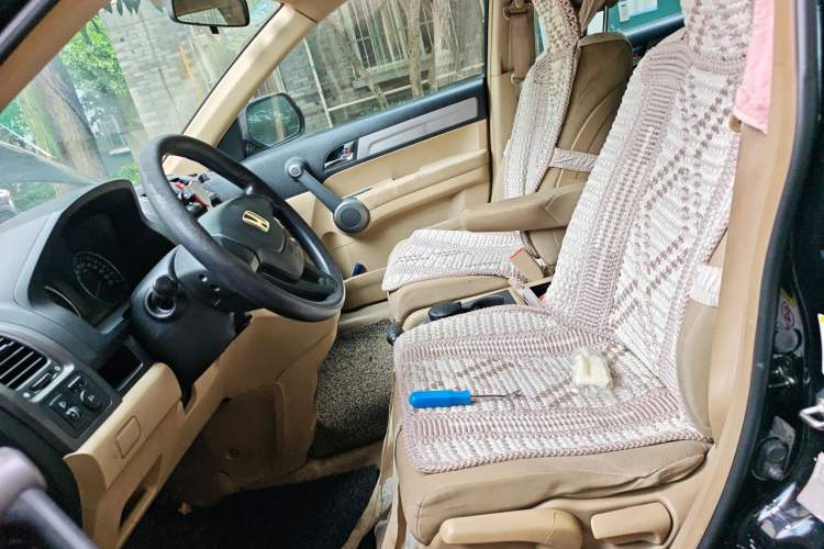 Used Honda CR-V 2010 2.0L automatic two-wheel drive urban version Left Front Seat