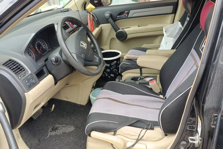 Used Honda CR-V 2010 2.0L automatic two-wheel drive urban version Left Front Seat