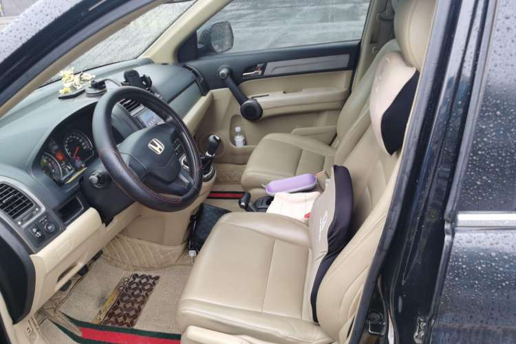 Used Honda CR-V 2010 2.0L manual two-wheel drive urban version Left Front Seat