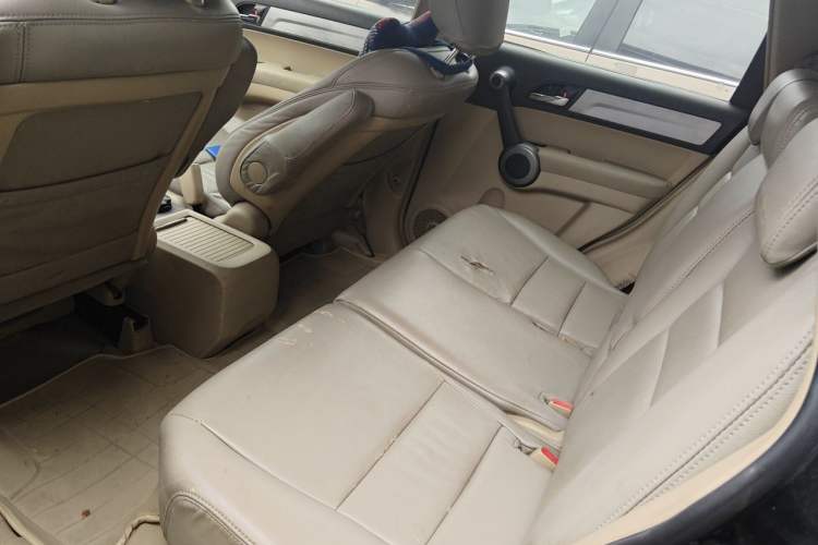 Used Honda CR-V 2010 2.0L automatic two-wheel drive urban version Left Rear Seat
