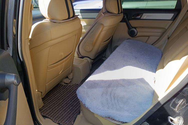 Used Honda CR-V 2010 2.4L automatic four-wheel drive luxury version Left Rear Seat
