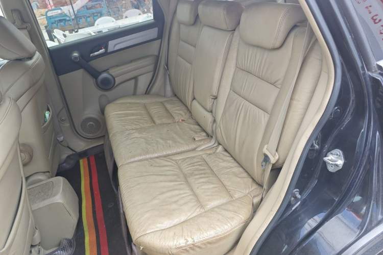 Used Honda CR-V 2010 2.4L automatic four-wheel drive luxury version Left Rear Seat