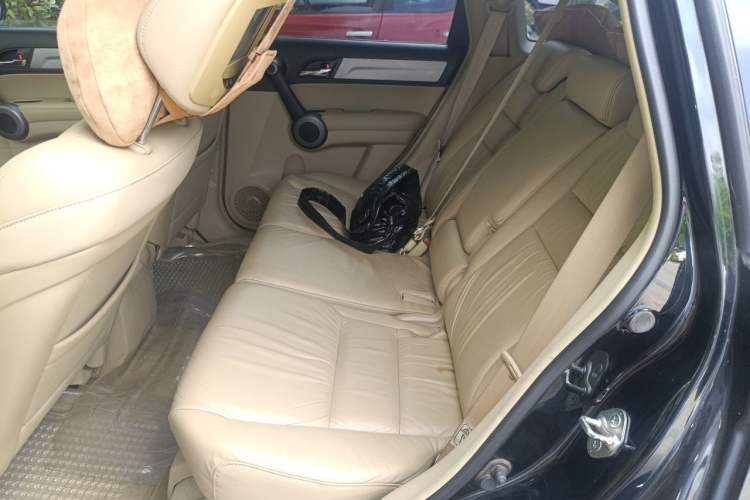 Used Honda CR-V 2010 2.4L automatic four-wheel drive luxury version Left Rear Seat