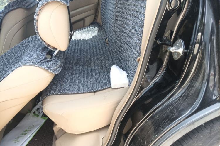 Used Honda CR-V 2010 2.0L automatic two-wheel drive urban version Left Rear Seat