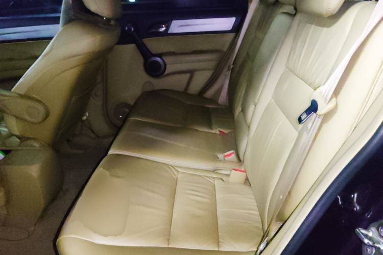 Used Honda CR-V 2010 2.4L automatic four-wheel drive luxury version Left Rear Seat