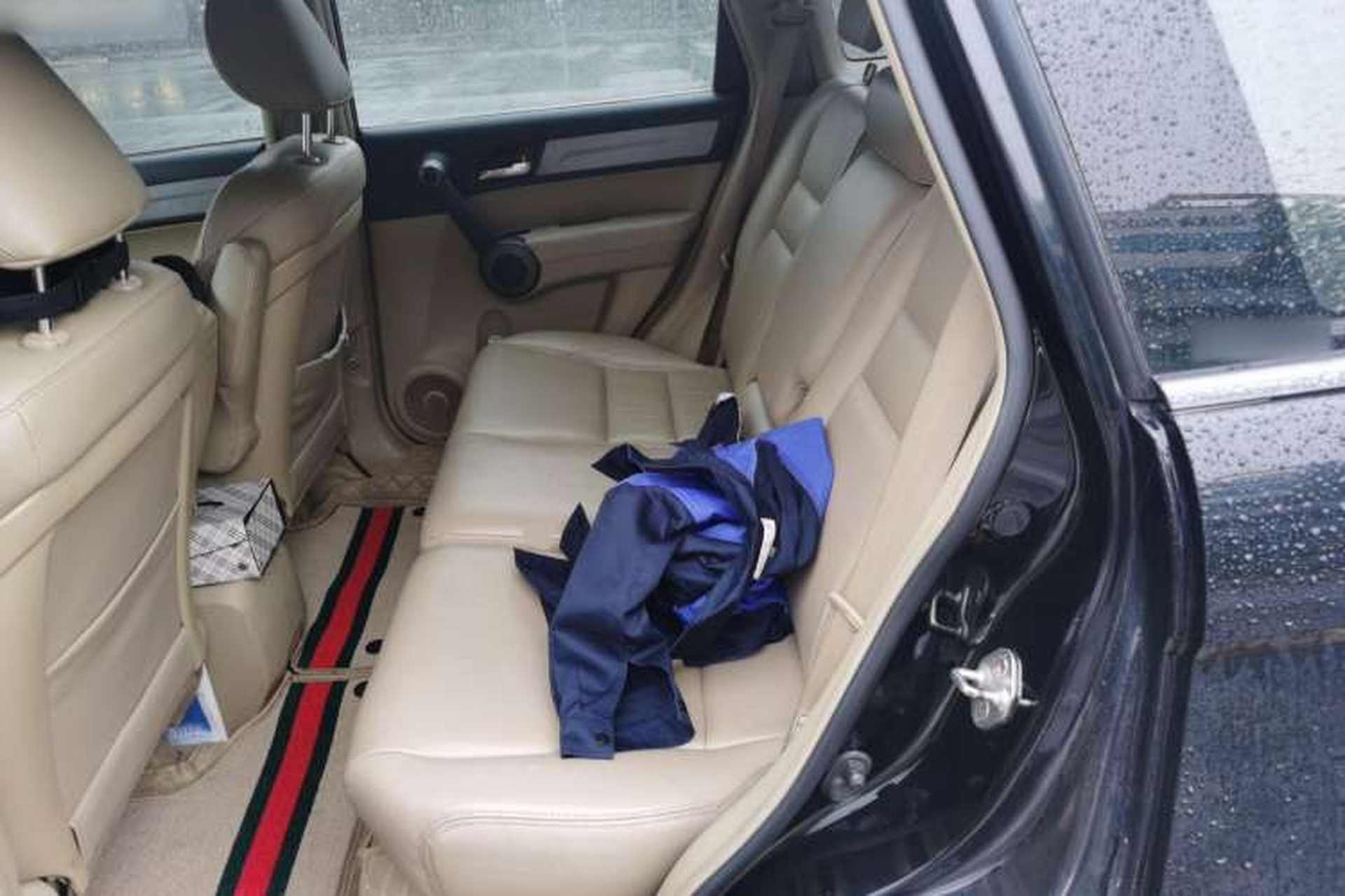 Used Honda CR-V 2010 2.0L manual two-wheel drive urban version Left Rear Seat