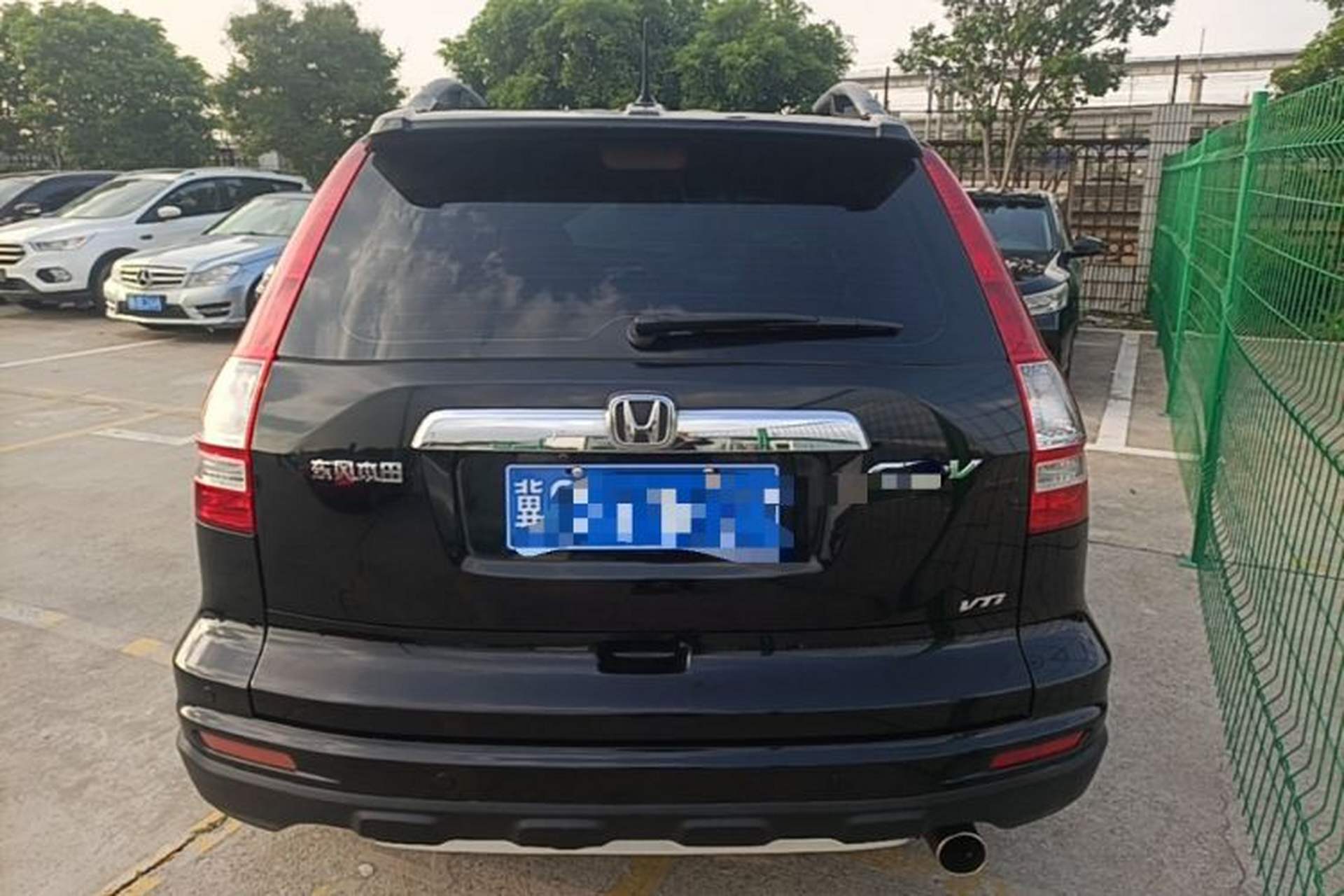 Used Honda CR-V 2010 2.4L automatic four-wheel drive luxury version Rear