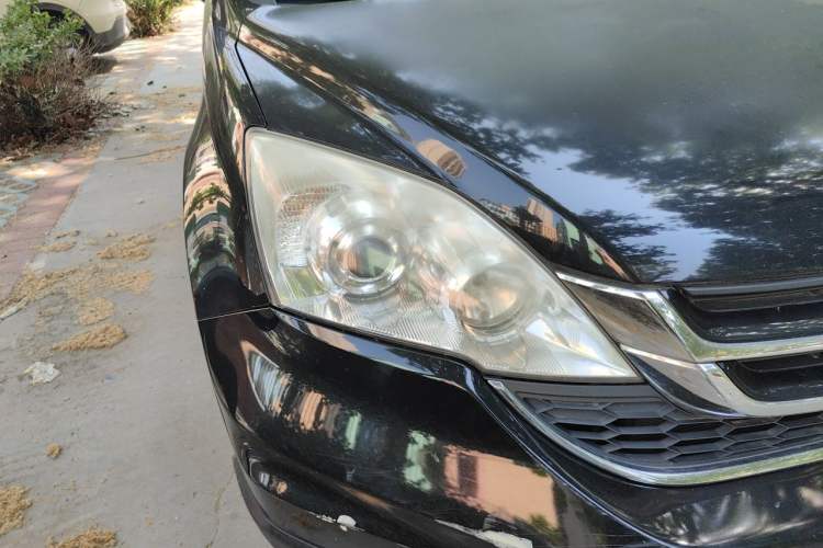 Used Honda CR-V 2010 2.0L Automatic Four-Wheel Drive Classic Edition Right Front Headlight