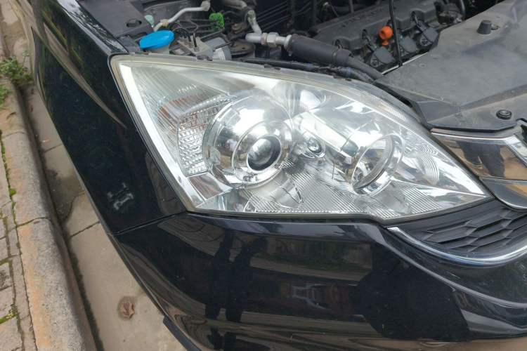 Used Honda CR-V 2010 2.0L manual two-wheel drive urban version Right Front Headlight