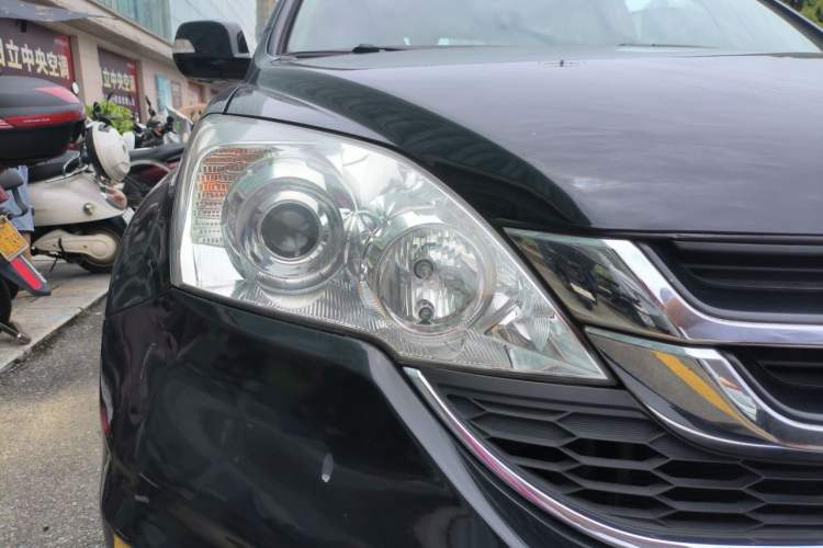 Used Honda CR-V 2010 2.4L Automatic Four-Wheel Drive Prestige Edition Right Front Headlight
