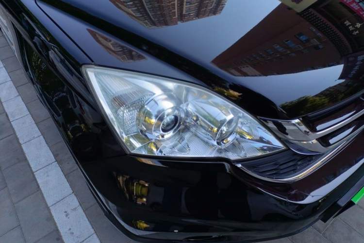 Used Honda CR-V 2010 2.4L automatic four-wheel drive luxury version Right Front Headlight
