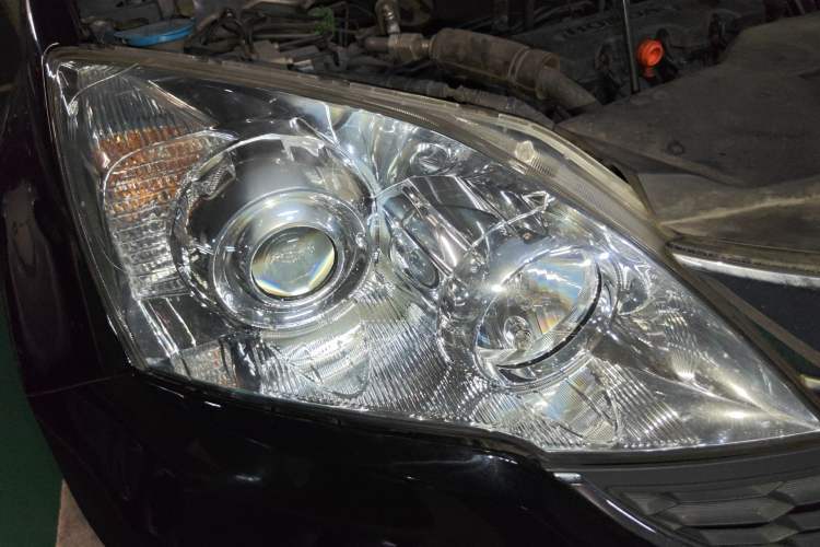 Used Honda CR-V 2010 2.0L automatic two-wheel drive urban version Right Front Headlight
