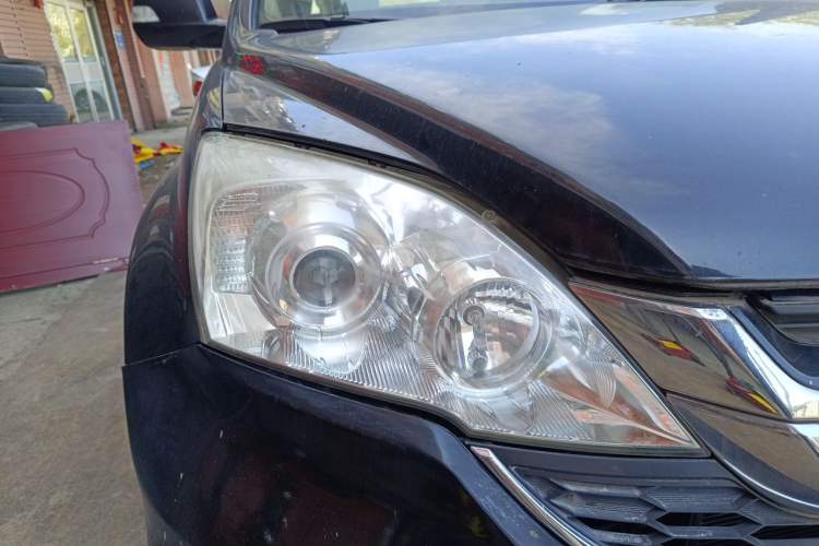 Used Honda CR-V 2010 2.4L Automatic Four-Wheel Drive Prestige Navigation Edition Right Front Headlight